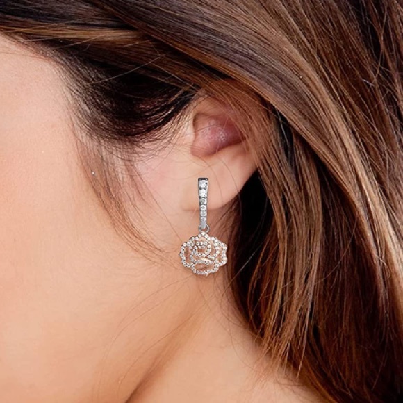 18k Gold Disney Beauty and the Beast Earrings - Picture 3 of 13